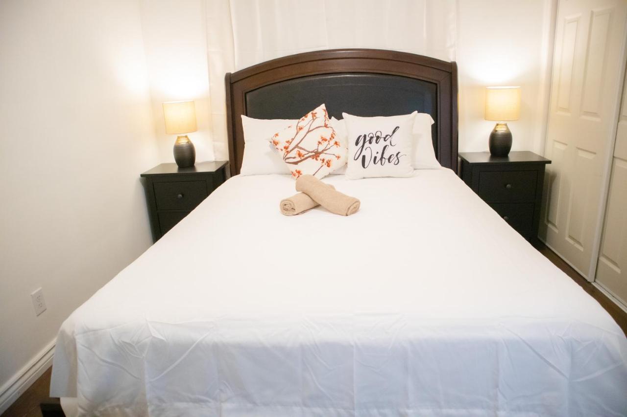 Cozy Private Room-Your Perfect Place In Hamilton Buitenkant foto